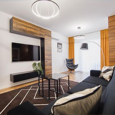 Chocolate Delight At West Residence Oradea Exterior photo
