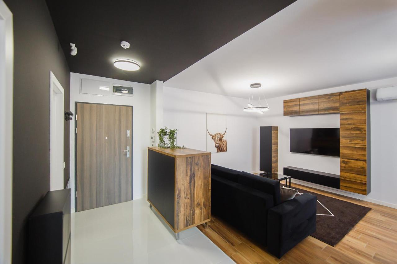 Chocolate Delight At West Residence Oradea Exterior photo