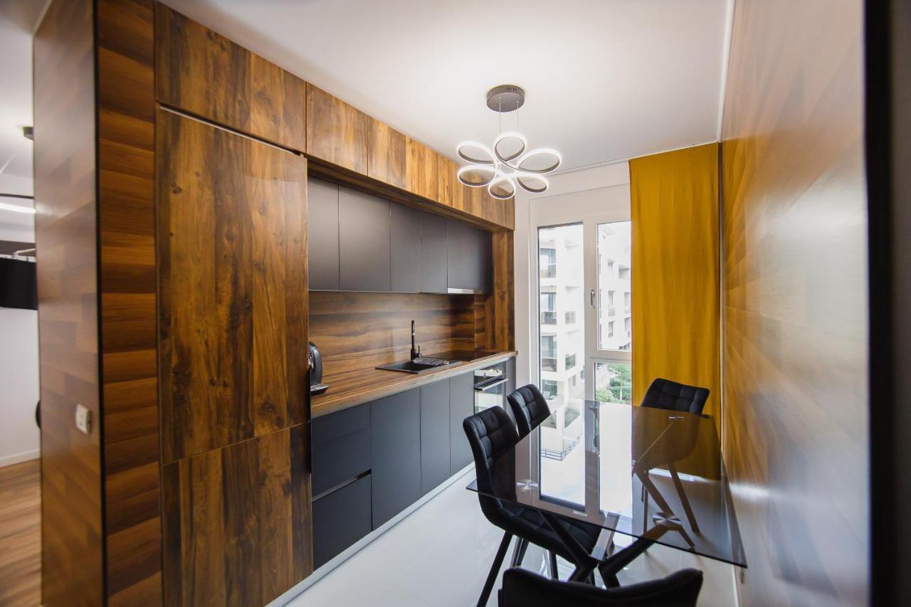 Chocolate Delight At West Residence Oradea Exterior photo