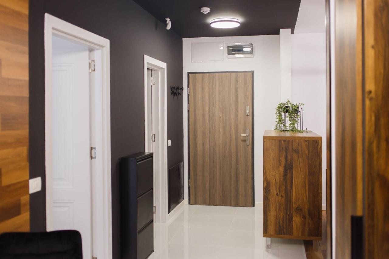 Chocolate Delight At West Residence Oradea Exterior photo