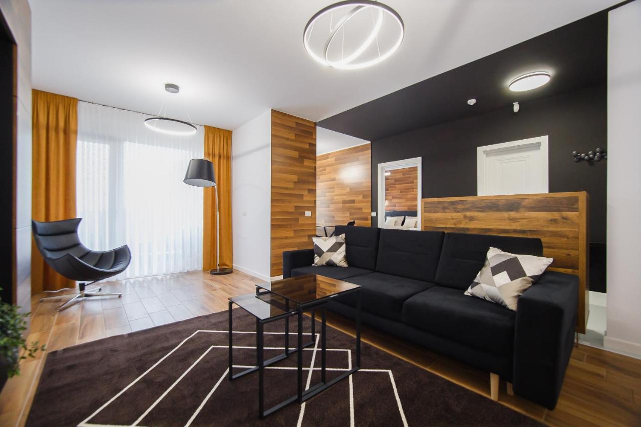 Chocolate Delight At West Residence Oradea Exterior photo